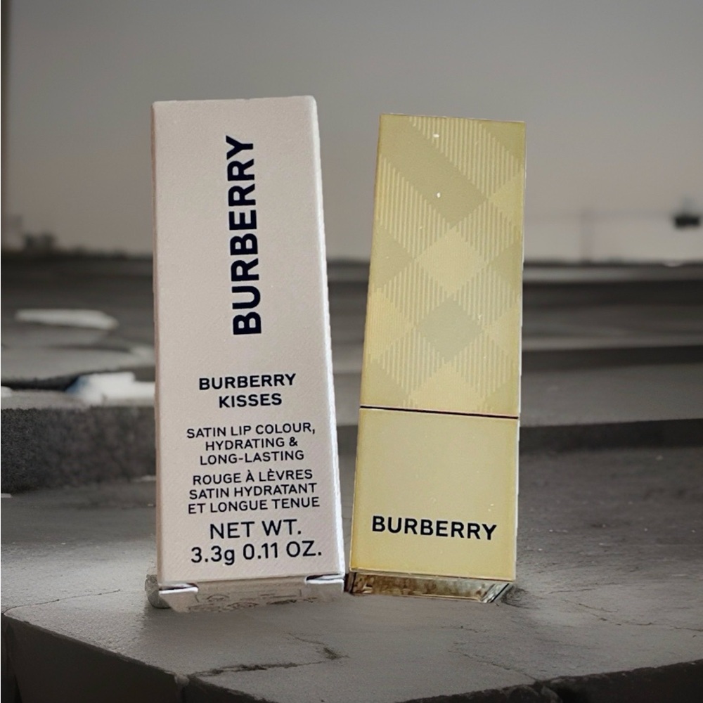 Burberry, Burberry Kisses Satin Lip Colour Lipstick, RUSSET authentic